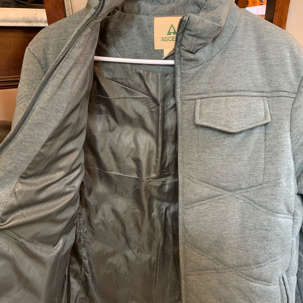 Winter Jacket - Picture 3 of 5